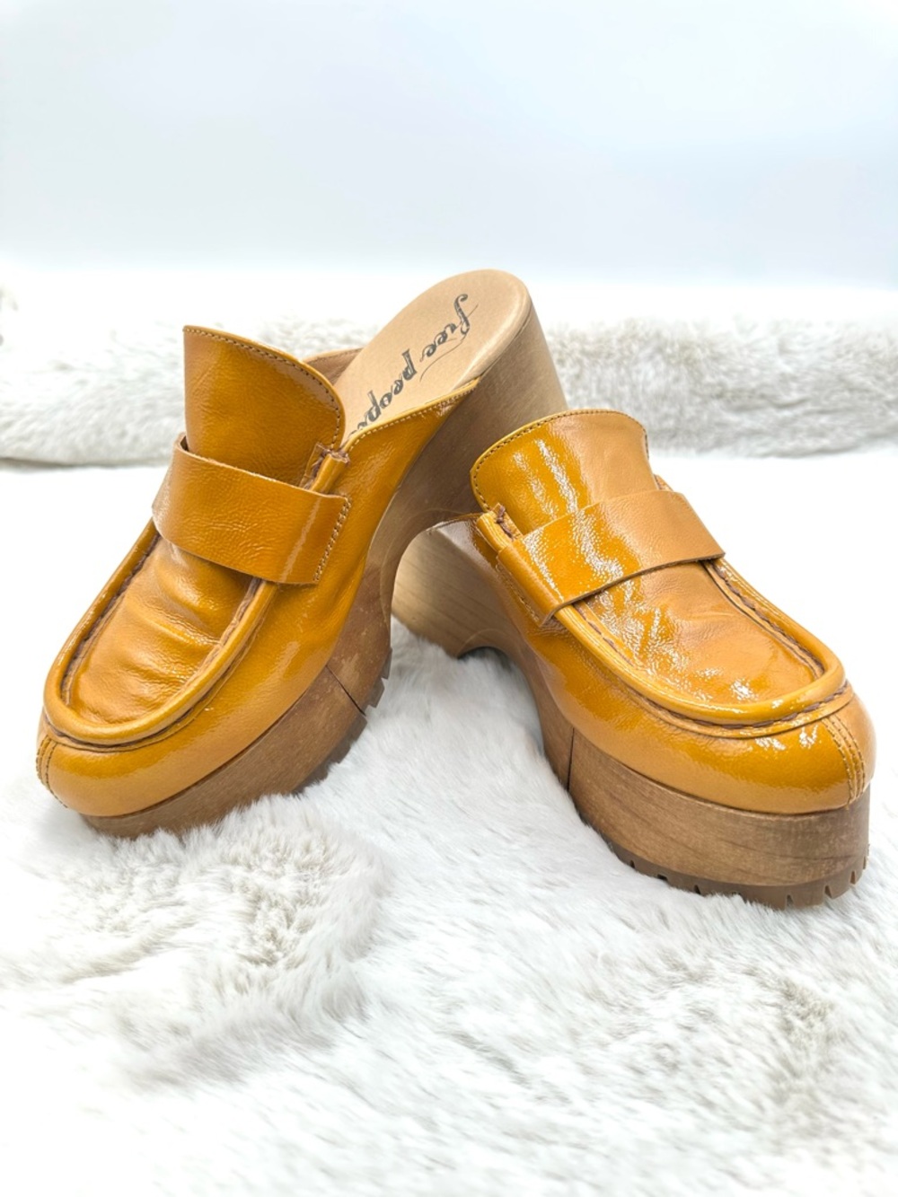 Free People Corbin Loafer Clog 38 size 8 Sedona Mustard/Tan patent leather boho - Picture 5 of 17